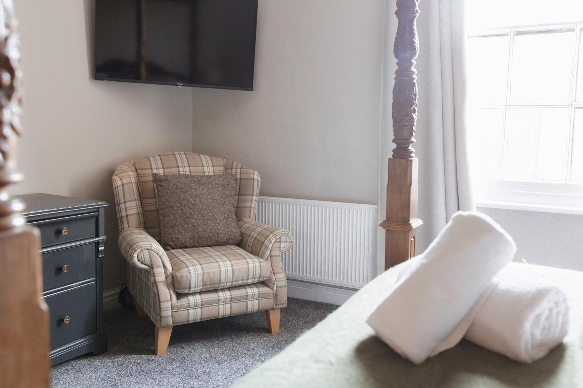 The Raven Hotel At Much Wenlock By Purestay Exterior photo